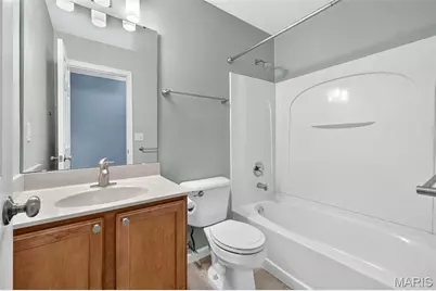 427 Parkview Place Drive, Ellisville, MO 63021 - Photo 25