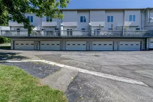 4306 Sherman Park Dr, Saint Charles, MO 63303 - Photo 19
