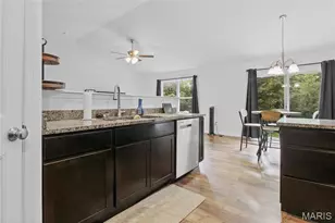 407 Warren Ave, Warrenton, MO 63383 - Photo 17