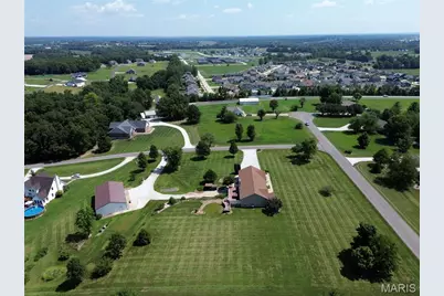 151 Plantation Drive, Troy, MO 63379 - Photo 11