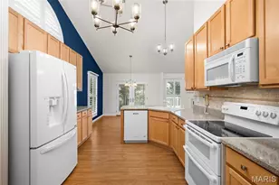 723 River Glen Dr, O'Fallon, MO 63368 - Photo 15
