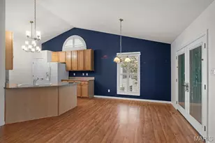 723 River Glen Dr, O'Fallon, MO 63368 - Photo 11