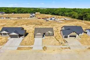 1011 Samwise St, Wright City, MO 63390 - Photo 9