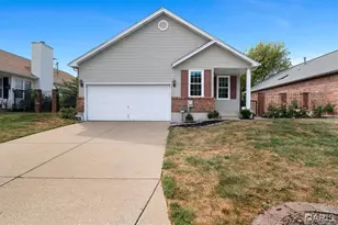 857 Du Pre Ct, Saint Peters, MO 63376 - Photo 1