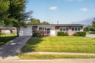 1805 Flicker Dr, Florissant, MO 63031 - Photo 1