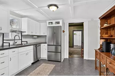 6569 Odell Street, Saint Louis, MO 63139 - Photo 9