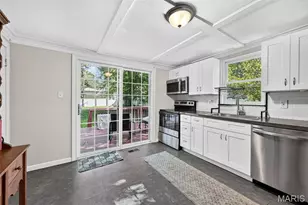 6569 Odell St, Saint Louis, MO 63139 - Photo 7