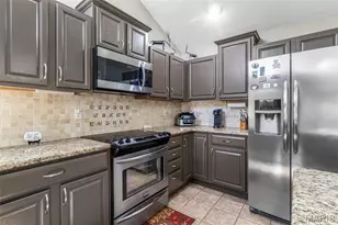 223 Woodvine Ct, Farmington, MO 63640 - Photo 7