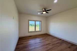 52839 Norwoods Pl, Hannibal, MO 63401 - Photo 11