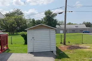 2625 Terri Lee Ct, Saint Louis, MO 63114 - Photo 19