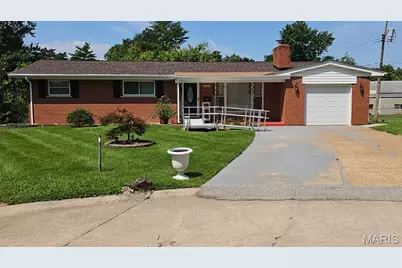 2625 Terri Lee Court, Saint Louis, MO 63114 - Photo 1