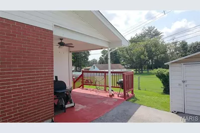 2625 Terri Lee Court, Saint Louis, MO 63114 - Photo 17