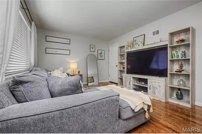 143 Bertrand Drive, Saint Louis, MO 63129 - Photo 5