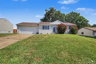 143 Bertrand Dr, Saint Louis, MO 63129 - Photo 1