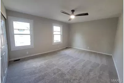 39 Park Charles Boulevard S #D, Saint Peters, MO 63376 - Photo 9