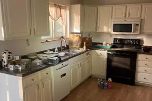 6230 Tesson Park Dr, Hazelwood, MO 63042 - Photo 7