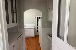 8368 Big Bend Blvd, Webster Groves, MO 63119 - Photo 9