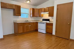 1201 W Locust St, Bowling Green, MO 63334 - Photo 5