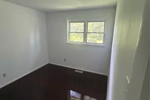325 Moule Dr, Florissant, MO 63031 - Photo 13