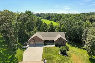 121 Cherry Hills Ct, Washington, MO 63090 - Photo 1