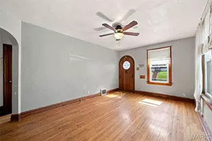 5223 Dewey Ave, Saint Louis, MO 63116 - Photo 7