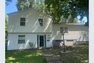 2375 Oakwood Manor Drive, Florissant, MO 63031 - Photo 1