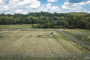 4411 Rock Rd, Bourbon, MO 65441 - Photo 57