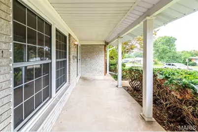 1610 Saint Anthony Lane, Florissant, MO 63033 - Photo 5