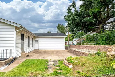 1610 Saint Anthony Lane, Florissant, MO 63033 - Photo 35