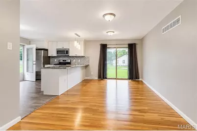 1610 Saint Anthony Lane, Florissant, MO 63033 - Photo 15