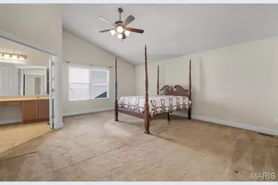 1016 Gardenbridge Place, Saint Charles, MO 63303 - Photo 31