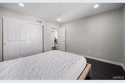 3120 Crystal Lake Drive, Oakville, MO 63129 - Photo 29