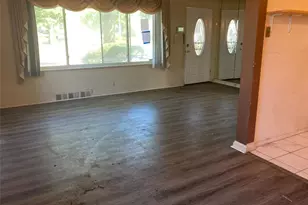 942 Melvin Ave, Saint Louis, MO 63137 - Photo 9