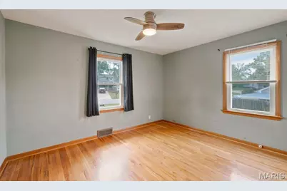 10408 Dandridge Drive, Saint Louis, MO 63123 - Photo 17