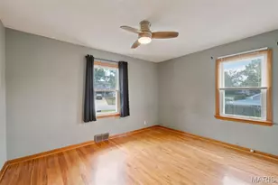 10408 Dandridge Dr, Saint Louis, MO 63123 - Photo 17