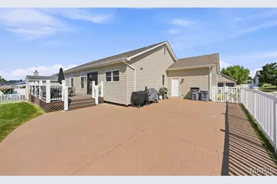 348 Fallon Parkway, O'Fallon, MO 63376 - Photo 35