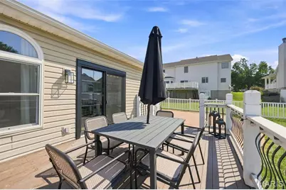 348 Fallon Parkway, O'Fallon, MO 63376 - Photo 31