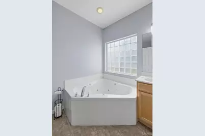 348 Fallon Parkway, O'Fallon, MO 63376 - Photo 13