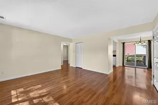 1659 E Swan Cir, Brentwood, MO 63144 - Photo 5