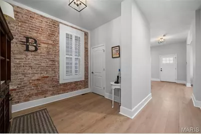 2810 Saint Vincent Avenue, Saint Louis, MO 63104 - Photo 15