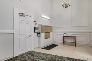 2335 Manor Grove Dr, Chesterfield, MO 63017 - Photo 3