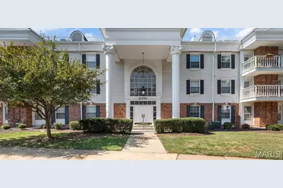 2335 Manor Grove Drive #10, Chesterfield, MO 63017 - Photo 1