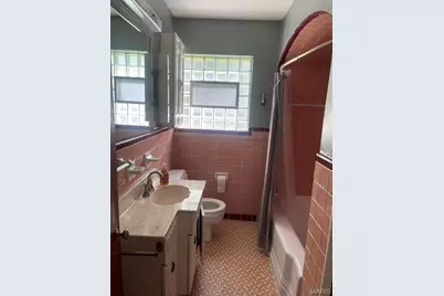 253 Turf, Saint Louis, MO 63119 - Photo 7