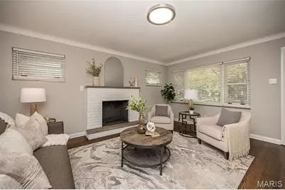 4383 Holly Hills Boulevard, Saint Louis, MO 63116 - Photo 3