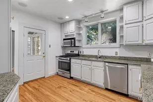 7232 Clayton Rd, Richmond Heights, MO 63117 - Photo 7
