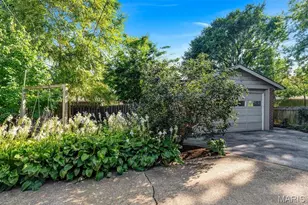7232 Clayton Rd, Richmond Heights, MO 63117 - Photo 37