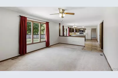 1901 Riverwood Trails Drive, Florissant, MO 63031 - Photo 27