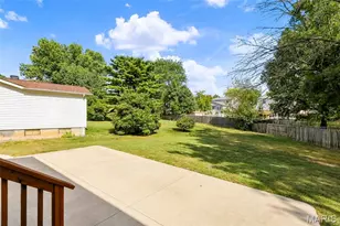 1901 Riverwood Trails Dr, Florissant, MO 63031 - Photo 45