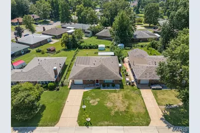 9108 Brownridge Drive, Saint Louis, MO 63114 - Photo 23