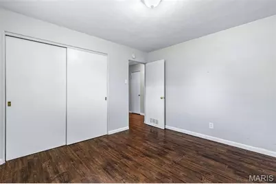 9108 Brownridge Drive, Saint Louis, MO 63114 - Photo 11